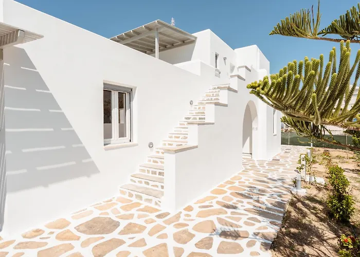 Celestial Seaview Apartments- Ariadne