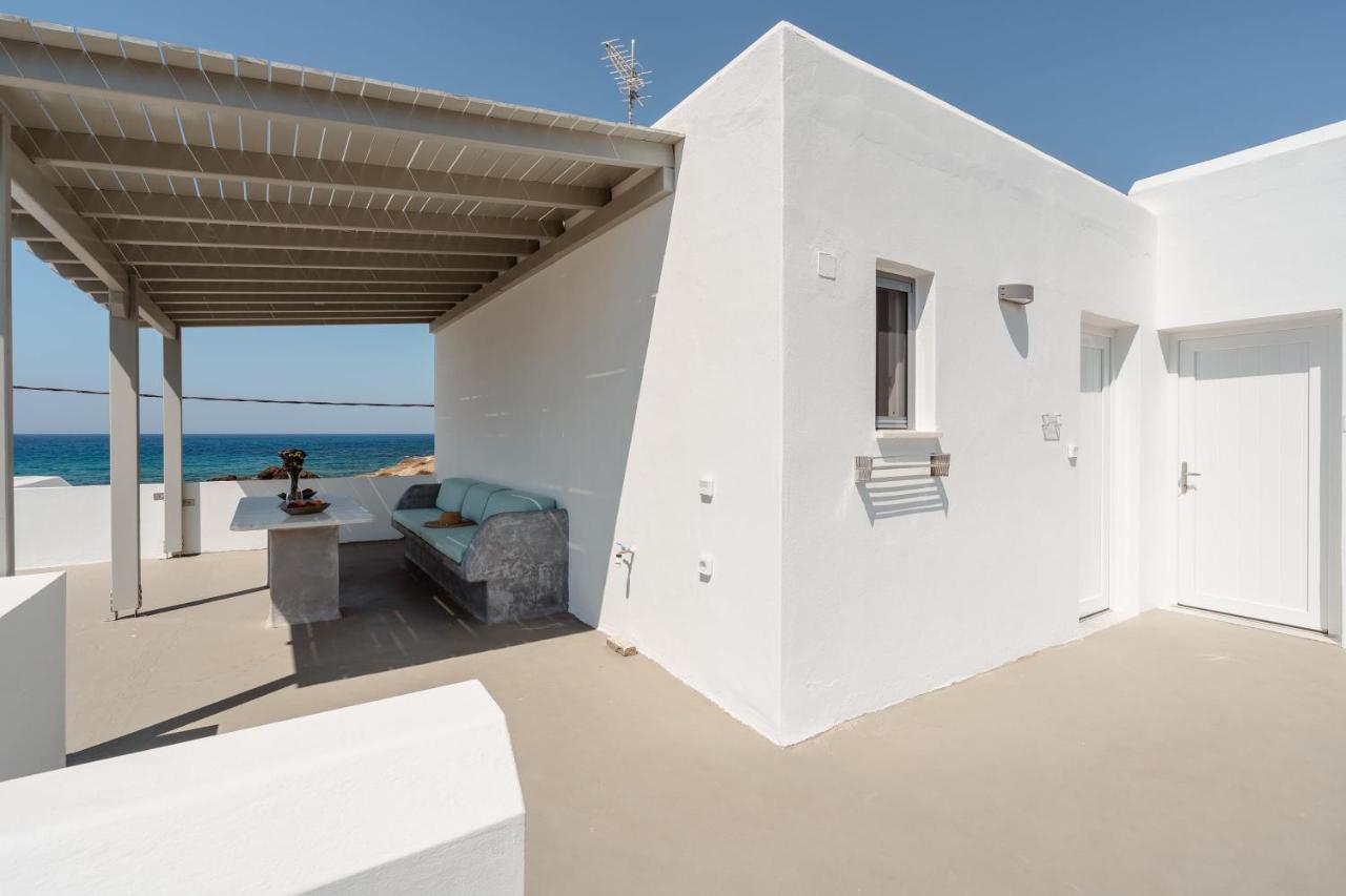 Celestial Seaview Apartments- Ariadne